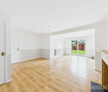 3 bedroom Mid Terraced House - Ferrier Road, Stevenage - Photo 1