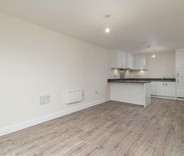 2 bedroom apartment to rent - Photo 3