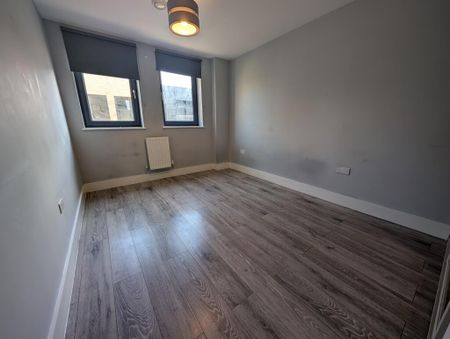 3 bedroom apartment to rent - Photo 2
