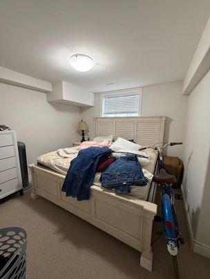 For Lease - 37 Ledgerock Court, Quinte West, Ontario - Photo 1