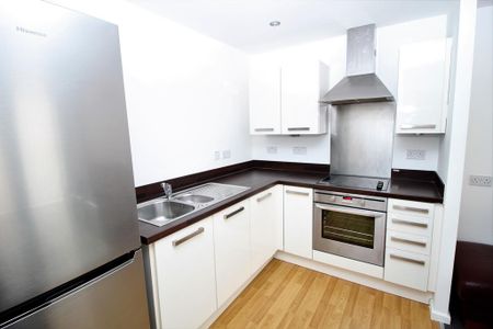 2 bedroom flat to rent - Photo 5