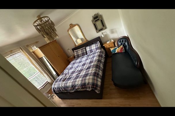 Room in a Shared Flat, Upper Tulse Hill, SW2 - Photo 1