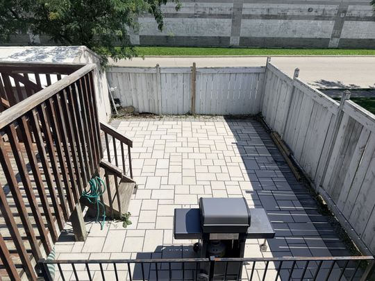 For Lease - 1553 Avonmore Square, Pickering, Ontario - Photo 1