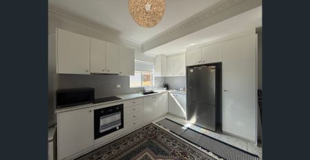 Modern Two Bedroom Home with Utilities Included - Photo 5