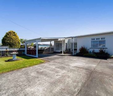 Perfect Family Home - Photo 4