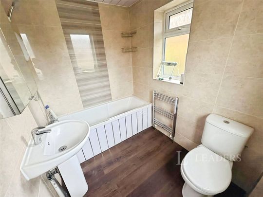 3 bedroom house to rent Granta Road, Sawston, Cambridge, Cambridgeshire, CB22 - Photo 1