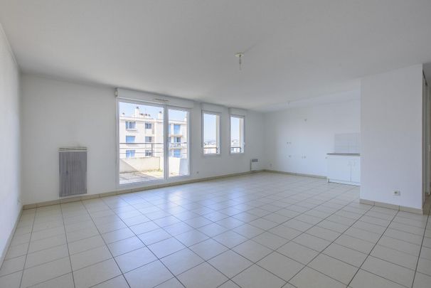 location Appartement T4 DE 94.26m² À VENISSIEUX - Photo 1
