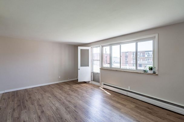 Garden Court Apartments - ALL INCLUSIVE - Photo 1