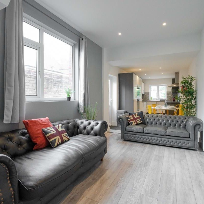 7 bedroom terraced house to rent - Photo 1