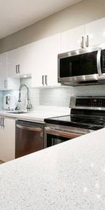 Great locations !!!luxury, furnished three bedroom, two fancy bathroom - Photo 4