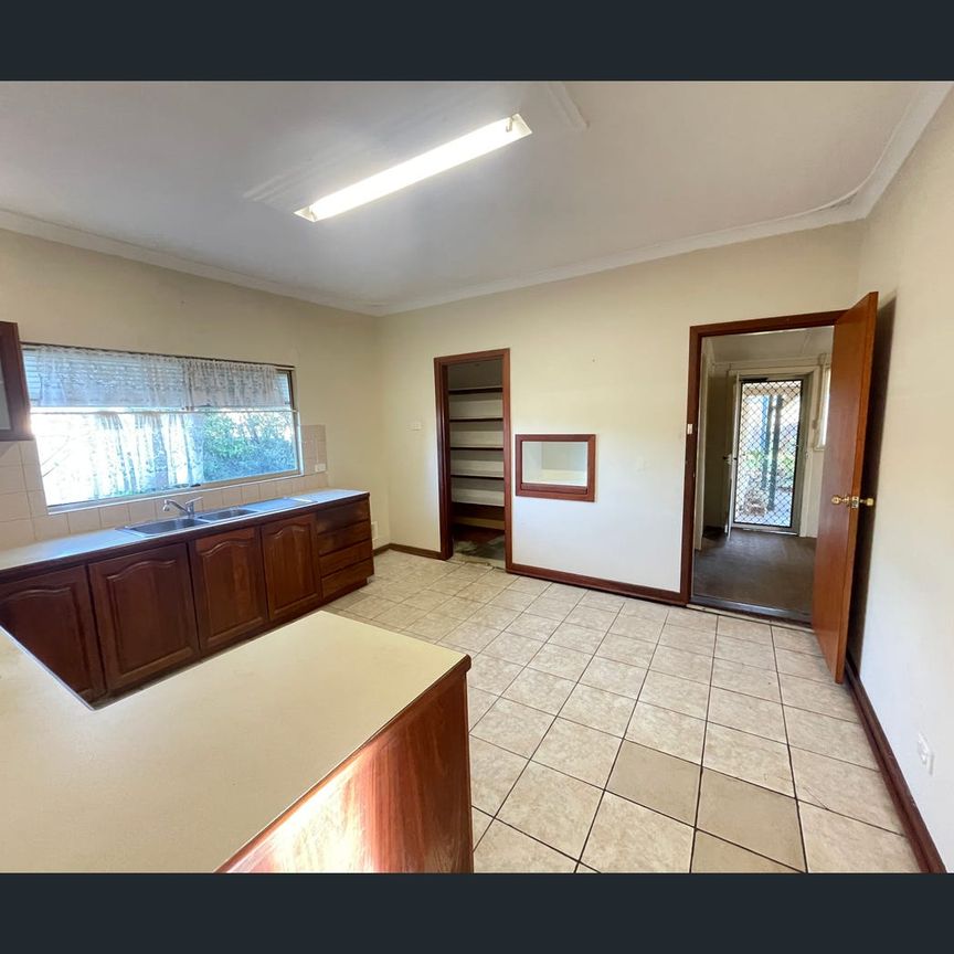 34 George Street, Midland, WA 6056 - Photo 1