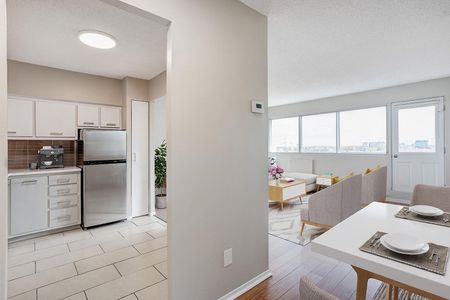4020 Boulevard Saint-Jean, Montréal, QC - Photo 5