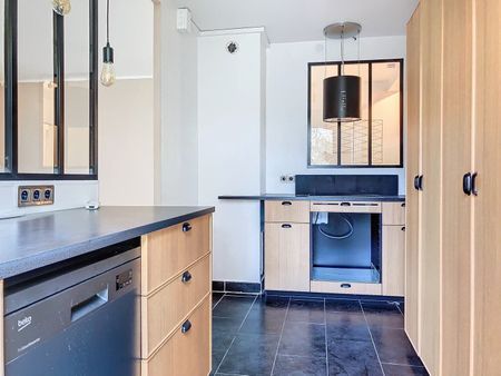 Location Appartement 3 pièces 67m² - Photo 3