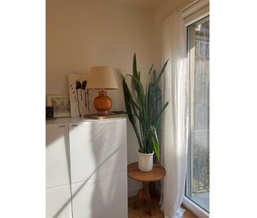 1½ Zimmer-Wohnung in Zürich - Kreis 10 Wipkingen, möbliert, auf Zeit - Photo 2