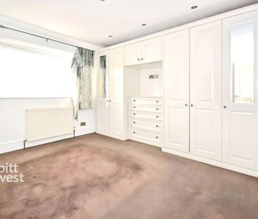 3 bedroom end of terrace house to rent - Photo 3