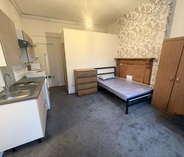 Studio to rent - Photo 3