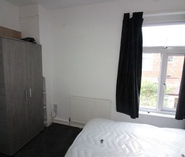 Henderson Street, Preston - Photo 6