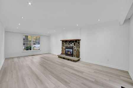 For Lease - 312 Dalewood Drive, Oakville, Ontario - Photo 3