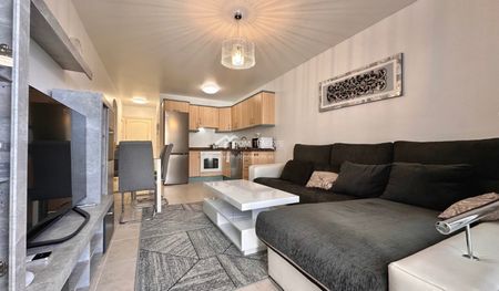 Bungalow · Alquiler a largo plazo · - Photo 2