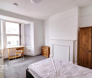 1 bedroom in a house share to rent - Photo 4