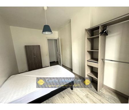 Location Appartement 2 pièces 45m² ST ETIENNE 42000 - Photo 3