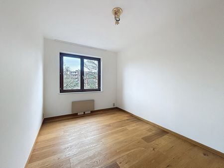 Appartement te huur in Ixelles - Photo 3