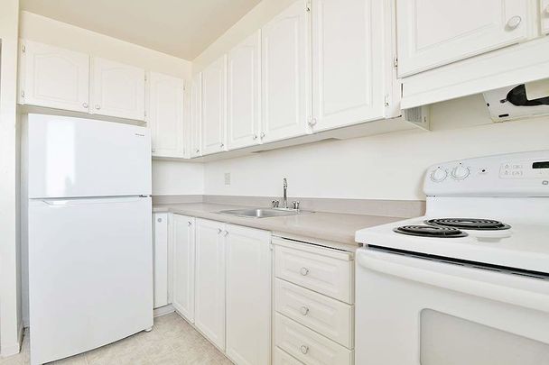 Spacious Apartments at Skyline in Nepean, Ottawa - Photo 1