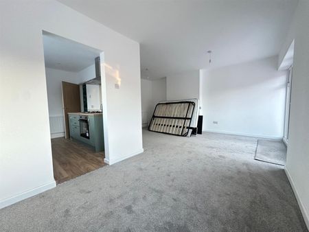 3 bedroom House To Let Total Size: 872 SQ FT - Photo 3