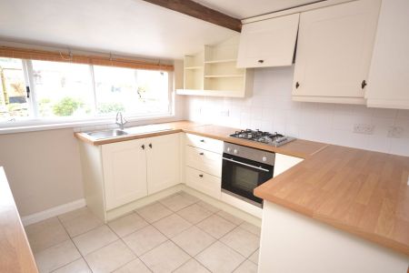 Frewins, Budleigh Salterton, Devon, EX9 - Photo 5