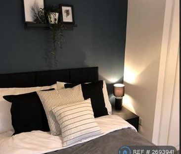 1 bedroom in a house share to rent - Photo 3