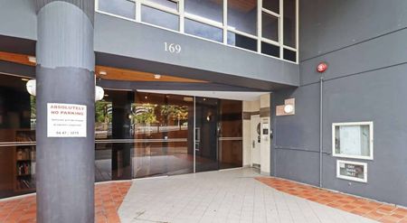 Furnished Studio Apartment on The Terrace - Photo 5