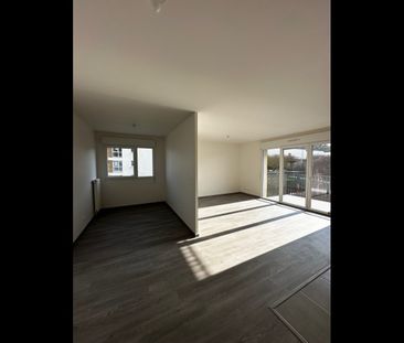 Location Appartement 2 pièces 58 m² Louviers - Photo 1