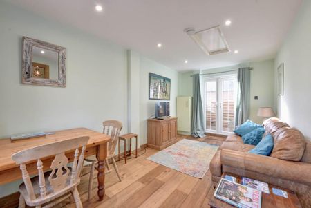 1 bedroom bungalow to rent - Photo 2