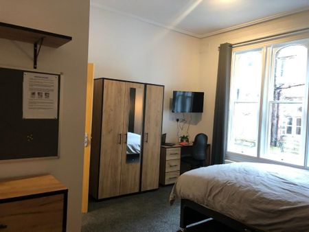 16 bedroom flat to rent - Photo 5