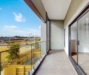 7 Bodega Walk, Brookfield VIC 3338 - Townhouse For Rent | Domain - Photo 5