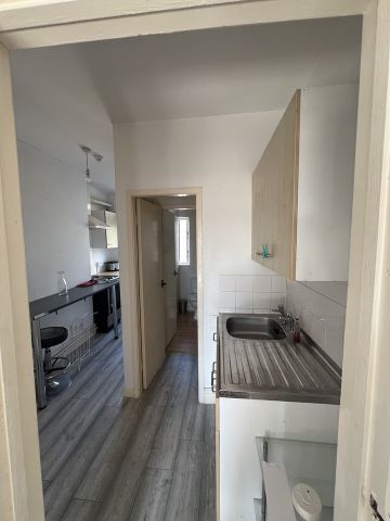 1 Bed Flat, Gotham Street, LE2 - Photo 2