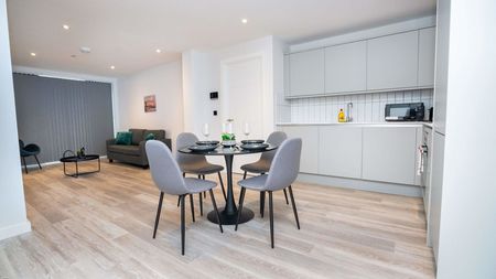 Warwick Street - Photo 5