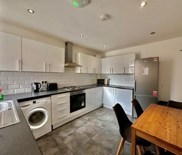 5 bedroom house share to rent - Photo 3