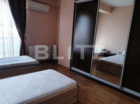 Apartament 4 camere, modern, 150 mp - Photo 3