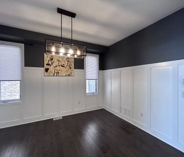 For Lease - 438 Kwapis Boulevard, Newmarket, Ontario - Photo 5