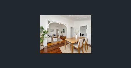 North Queenslander Lifestyle Living with Cool Ocean Breezes! - Photo 4