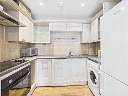 2 bedroom apartment to rent - Photo 3