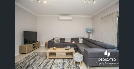 LOW MAINTENANCE IN CONVENIENT LOCATION - Photo 5