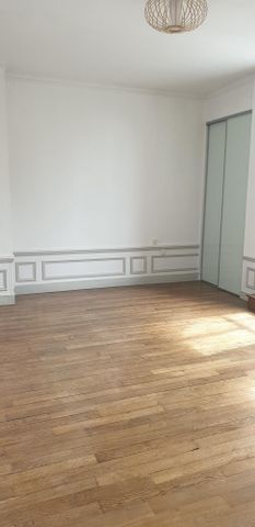 A louer : Appartement T4 - 90m² - Saint-Quentin (02100) - Photo 4