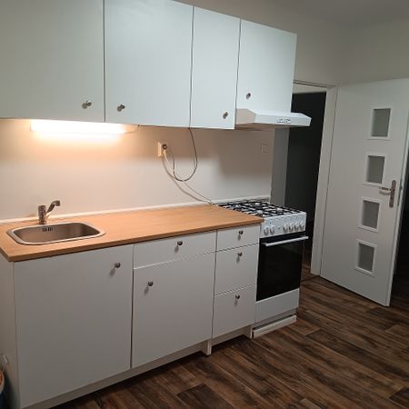 Pronájem bytu 2+1 67 m² - Photo 2