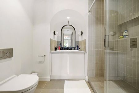 4 bedroom flat to rent - Photo 5