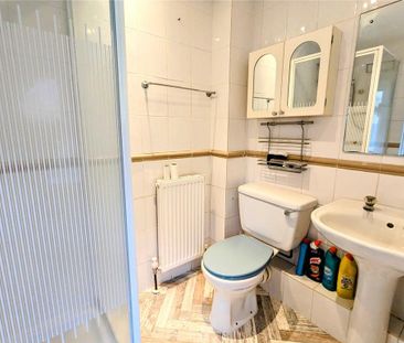 1 bedroom in a house share to rent - Photo 6