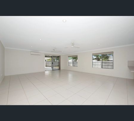 16 Skardon Place, Kelso, Qld 4815 - Photo 5