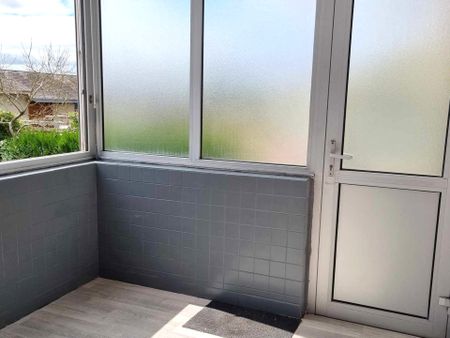 Location Maison 3 pièces 63m² BESSE SUR BRAYE 72310 - Photo 4