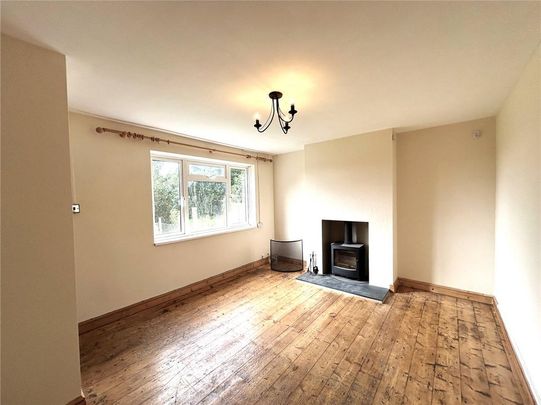 3 bedroom semi-detached house to rent - Photo 1